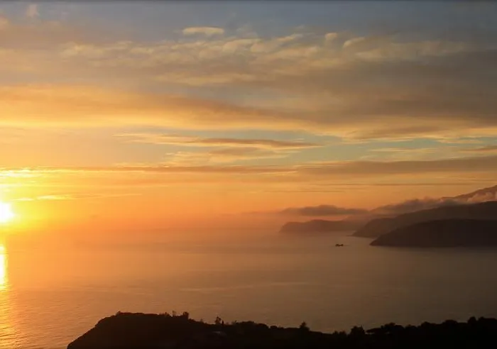 Mare - Helloelba * Lacona